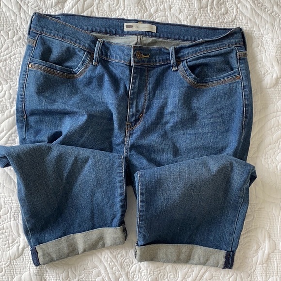 Levi’s high rise cuffed long length shorts size 14 - Picture 1 of 10